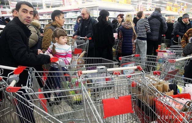 Мэрия Москвы предлагает создать «неснижаемый запас» продуктов и отменить сборы по «Платону»