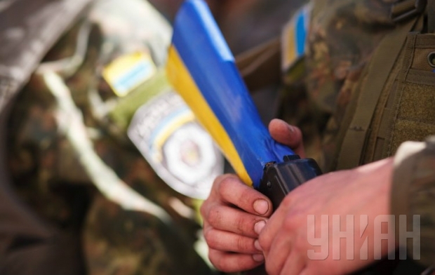 Украинские военные боем оттеснили три группы боевиков