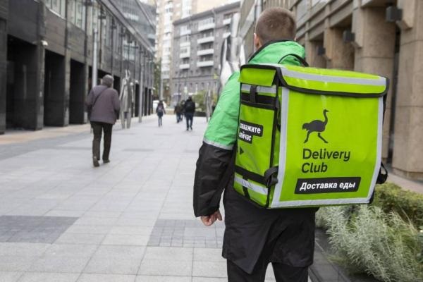 Под угрозой забастовки. Delivery Club прижимает своих курьеров
