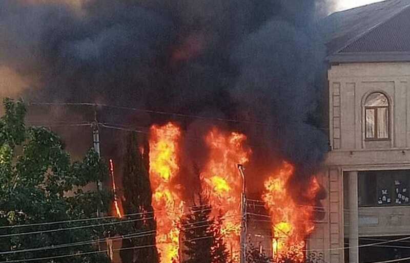 Террористы атаковали храмы в Дагестане на День Святой Троицы, чтобы убить больше людей