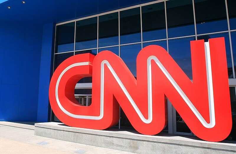 Демократический телеканал CNN объявляет Трампа победителем выборов