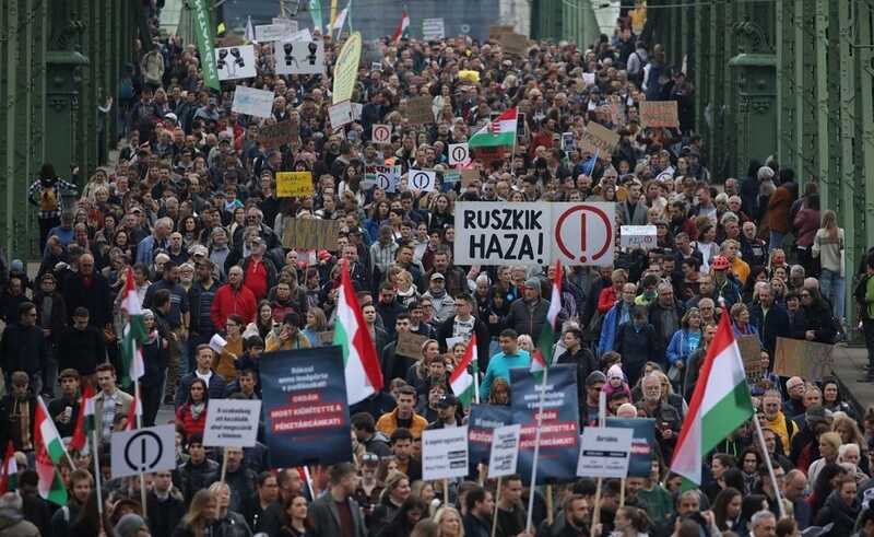 В Будапеште начались протесты против премьера Виктора Орбана