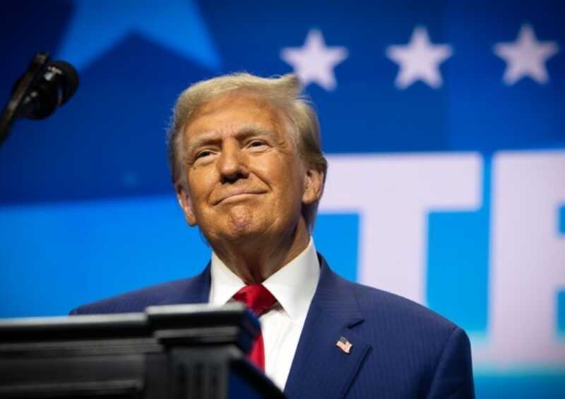 Трамп пообещал снизить пошлины для Китая ради возобновления торговли