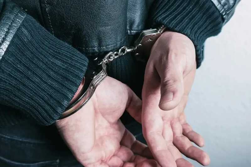 В Татарстане задержан военнослужащий России по обвинению в насилии над школьницей