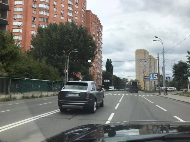 В Киеве заметили самый дорогой внедорожник в мире