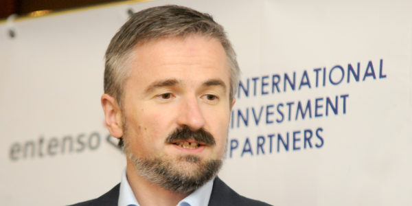 Сергей Носенко из International Investment Partners. Бывший помошник Наливайченко в депутатские времена.